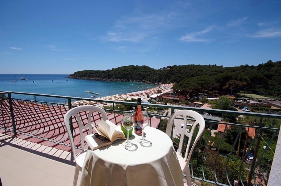 Hotel Alma Fetovaia Εξωτερικό φωτογραφία